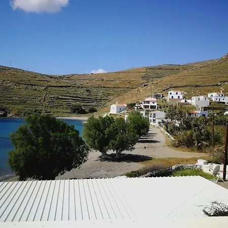 Sea View, Charming House Walkable To Beach